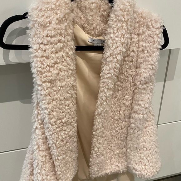 Faux Fur Light Pink Vest - Picture 2 of 2